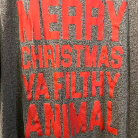 Size 2XL - Gray Short Sleeve "Home Alone" T-Shirt - Picture 2 of 7